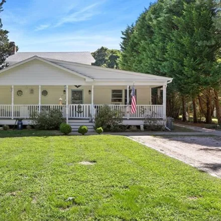 Buy this 4 bed house on 156 Hog Creek Road in East Hampton, Springs