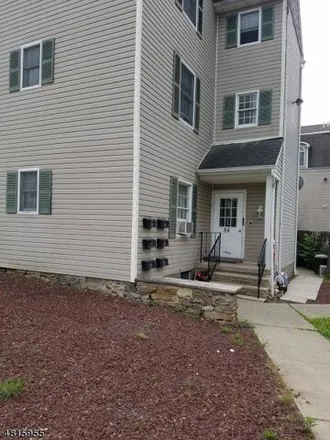 Rent this 1 bed house on 98 Main Street in Ogdensburg, Hardyston Township