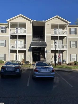 Buy this 2 bed condo on 304 McKenna Circle in Kingsgate, Greenville County