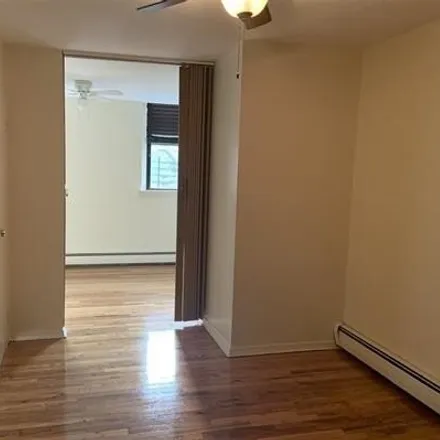 Image 6 - 570 Jersey Avenue, Jersey City, NJ 07302, USA - Apartment for rent
