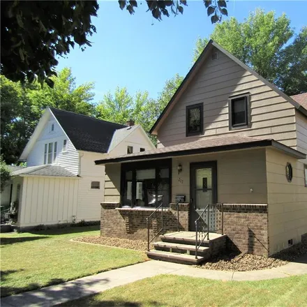 Buy this 4 bed house on 217 South 8th Street in Montevideo, MN 56265