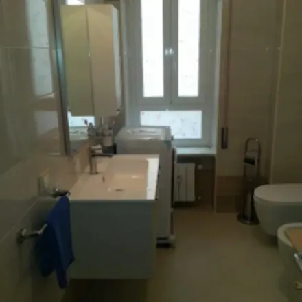 Image 4 - Via Giuseppe Zamboni, 00146 Rome RM, Italy - Apartment for rent