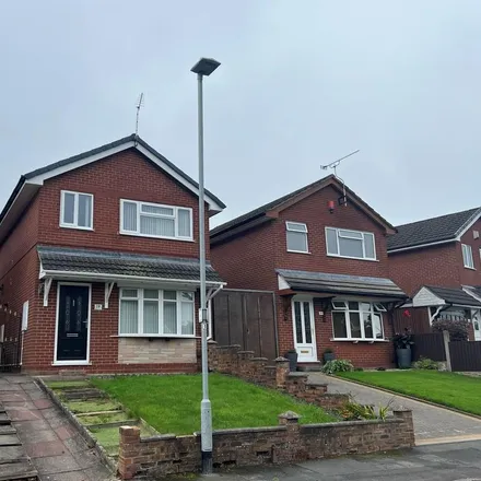 Rent this 3 bed house on Hillside Avenue in Kidsgrove, ST7 4LW