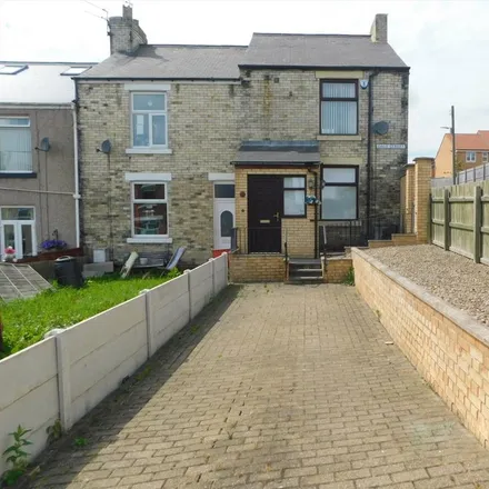 Rent this 2 bed townhouse on Arthur Street in Flass Avenue, Ushaw Moor