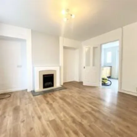 Rent this 3 bed townhouse on Parson Street Primary School in Bedminster Road, Bristol