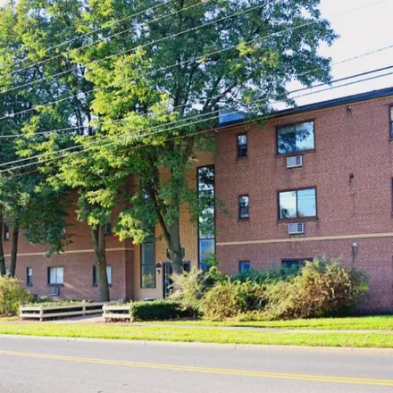 Rent this 1 bed room on Lexington House in 518 University Drive, State College