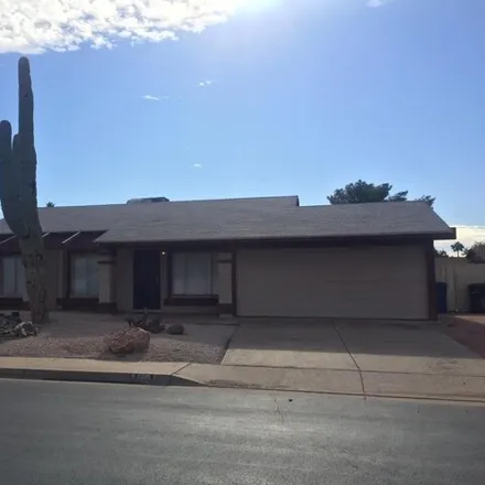 Rent this 3 bed house on 665 West Plata Avenue in Mesa, AZ 85210