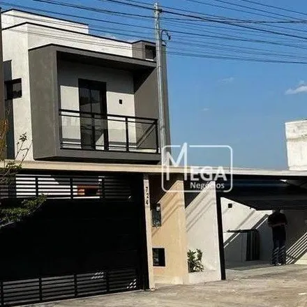 Buy this 3 bed house on HortiFruti Top in Rua das Amazonas, Guaturinho