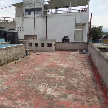 Buy this 4 bed house on Segunda Cerrada Progreso in Colonia Santa María Tomatlán, 09870 Mexico City