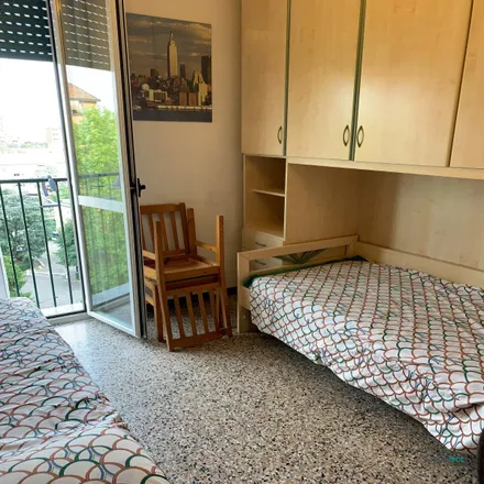 Image 6 - Via Val di Bondo, 20161 Milan MI, Italy - Room for rent