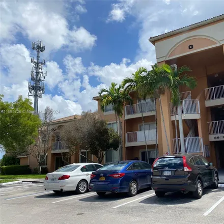 Rent this 3 bed condo on 6960 Southwest 39th Street