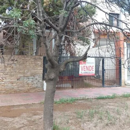Buy this 3 bed house on Grupo Scout Padre Tarcisio Rubín in Leandro N. Alem 544, Distrito Dorrego