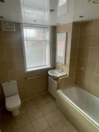 Image 7 - Paisley Terrace, Leeds, LS12 3JY, United Kingdom - House for sale