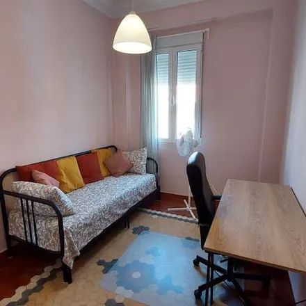 Rent this 3 bed apartment on Costuras Oriente in Carrer de l’Orient, 46005 Valencia