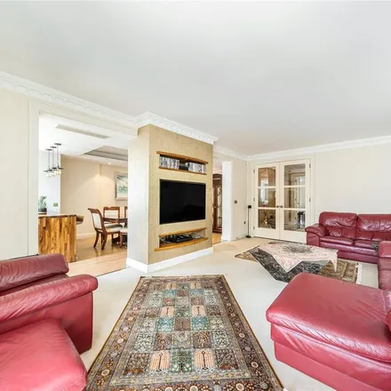 Image 4 - 52 Brondesbury Park, Brondesbury Park, London, NW6 7DL, United Kingdom - House for rent