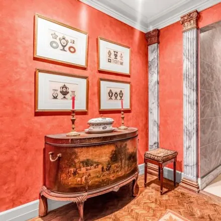 Image 3 - 166 East 78th Street, New York, NY 10075, USA - Townhouse for sale