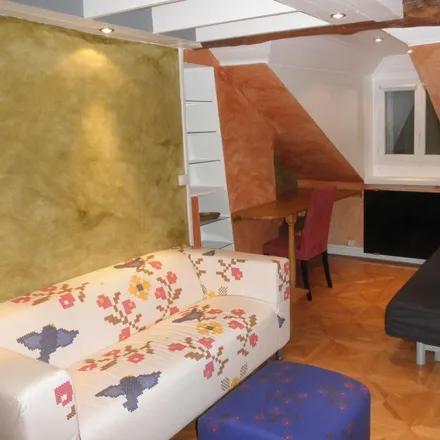 Rent this studio apartment on 30 Rue des Acacias in 75017 Paris, France