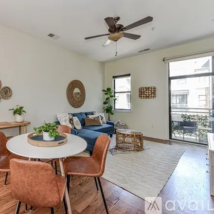Image 3 - 926 East 8th Street, Unit 926 - Townhouse for rent