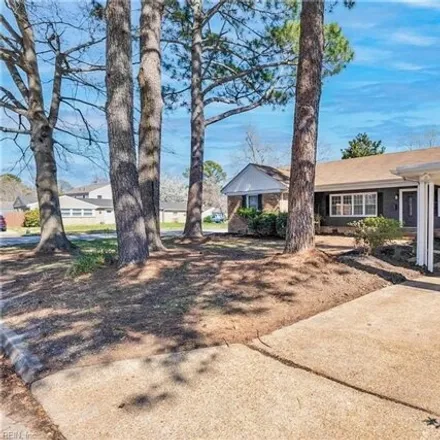 Image 3 - 500 Old Forge Circle, Windsor Woods, Virginia Beach, VA 23452, USA - House for sale