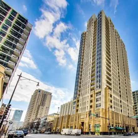 Rent this 1 bed apartment on Michigan Avenue Tower II in 1400 South Michigan Avenue, Chicago