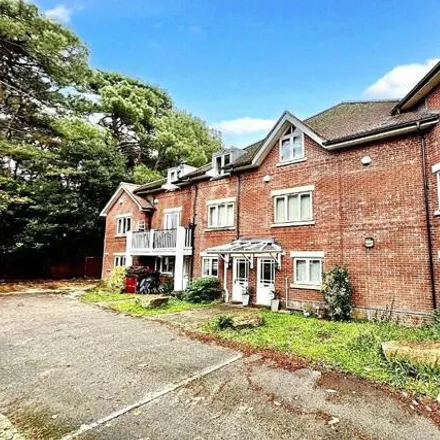 Image 1 - Talbot Heath School, Rothesay Road, Bournemouth, BH4 9NJ, United Kingdom - Townhouse for sale