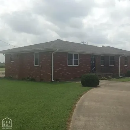 Buy this 3 bed house on 416 West Robinson Avenue in Bay, Craighead County