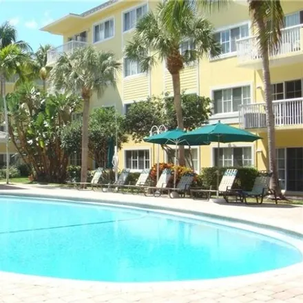 Rent this 1 bed condo on Pine Crest Prep School in Northeast 16th Avenue, Fort Lauderdale