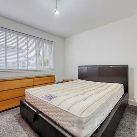 Rent this 3 bed apartment on Hayston Road in Kirkintilloch, G66 1LA