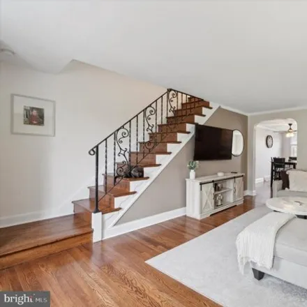 Image 3 - 5217 Palmer Mill Road, Westbrook Park, Upper Darby, PA 19018, USA - House for sale