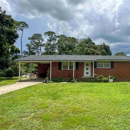 Rent this 3 bed house on 7833 Whitmire Dr in Pensacola, Florida