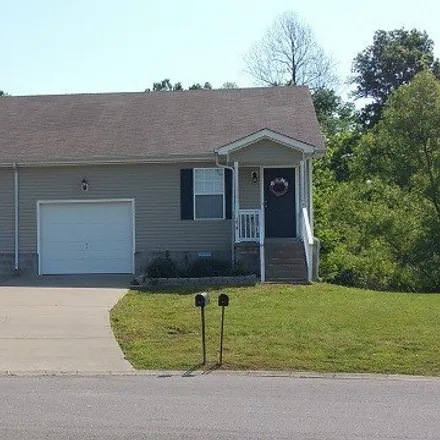 Image 1 - 235 Executive Avenue, Clarksville, TN 37042, USA - House for rent