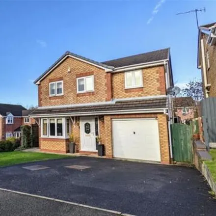 Buy this 4 bed house on Kingsbury Court in Skelmersdale, WN8 6XW