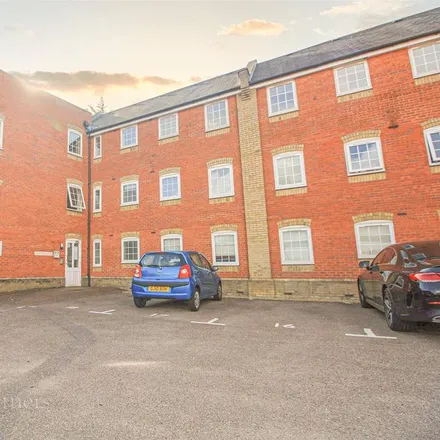 Rent this 3 bed apartment on 1-29 Hesper Road in Colchester, CO2 8JS
