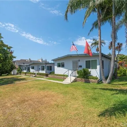 Buy this 4 bed house on 715 California Street in Huntington Beach, CA 92648