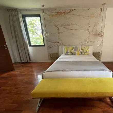 Rent this 2 bed apartment on 58 Soi Ton Son  Bangkok 10330