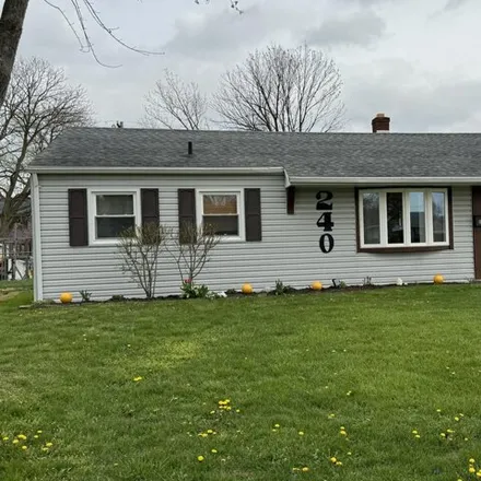 Buy this 3 bed house on 262 North Tippecanoe Drive in Tipp City, OH 45371