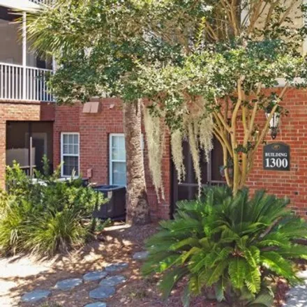 Buy this 1 bed condo on 1308 Basildon Rd Unit 1308 in Mount Pleasant, South Carolina