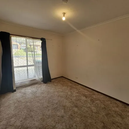 Rent this 5 bed apartment on Lawson Street in West Wodonga VIC 3690, Australia