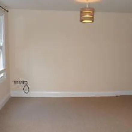 Image 5 - Cliff Grove, Stockport, SK4 4HR, United Kingdom - Apartment for rent
