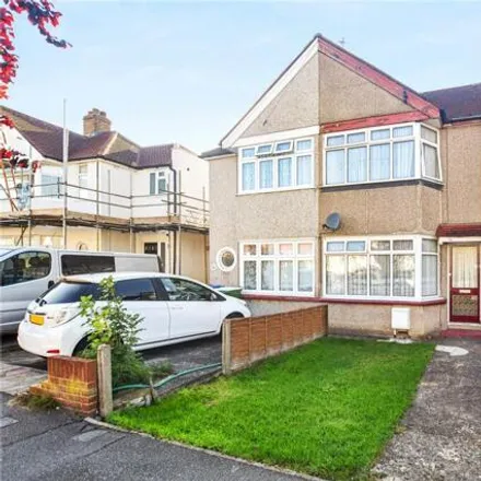 Buy this 2 bed townhouse on 39 Dorchester Avenue in Hurst, London