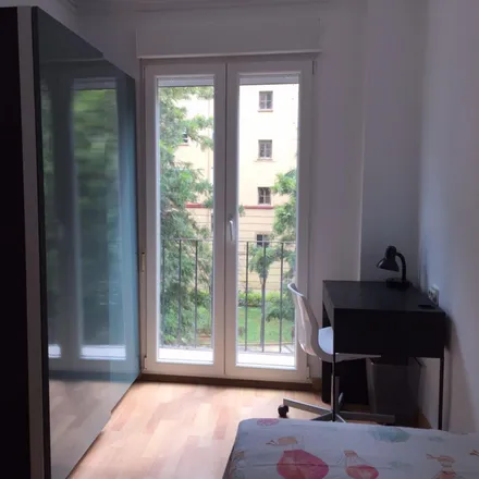 Rent this 3 bed room on Carrer del Poeta Andrés Cabrelles in 46022 Valencia, Spain