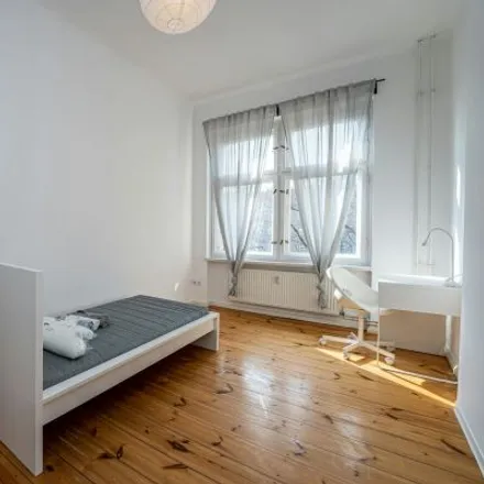 Rent this 1 bed room on Nordkapstraße 4 in 10439 Berlin, Germany