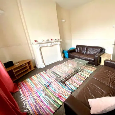 Rent this 3 bed townhouse on Baron Street in The Moor, Sheffield