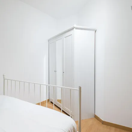 Image 3 - Calle de Fuencarral, 41, 28004 Madrid, Spain - Room for rent