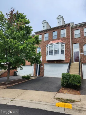 Rent this 3 bed townhouse on 14003 Sawteeth Way in Centreville, VA 20121