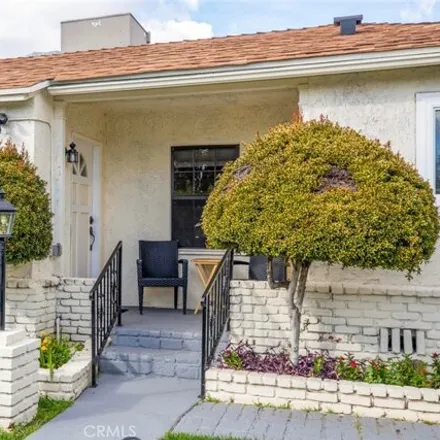 Image 8 - Alley 80821, Los Angeles, CA 91335, USA - House for sale