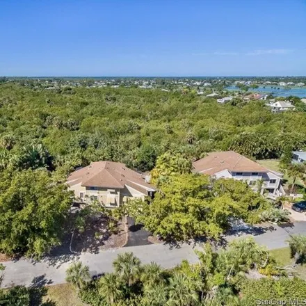 Image 3 - 900 Greenwood Court South, Sanibel, Lee County, FL 33957, USA - House for sale