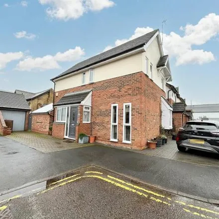 Buy this 3 bed house on Pennington Mews in Rugby, CV21 2BA
