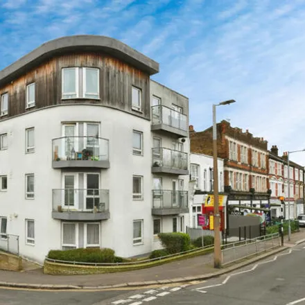 Buy this 2 bed apartment on Palmerston Road in Southend-on-Sea, SS0 7FJ