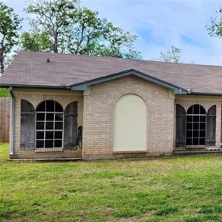 Buy this 3 bed house on 1512 Timbercreek Road in Benbrook, TX 76126